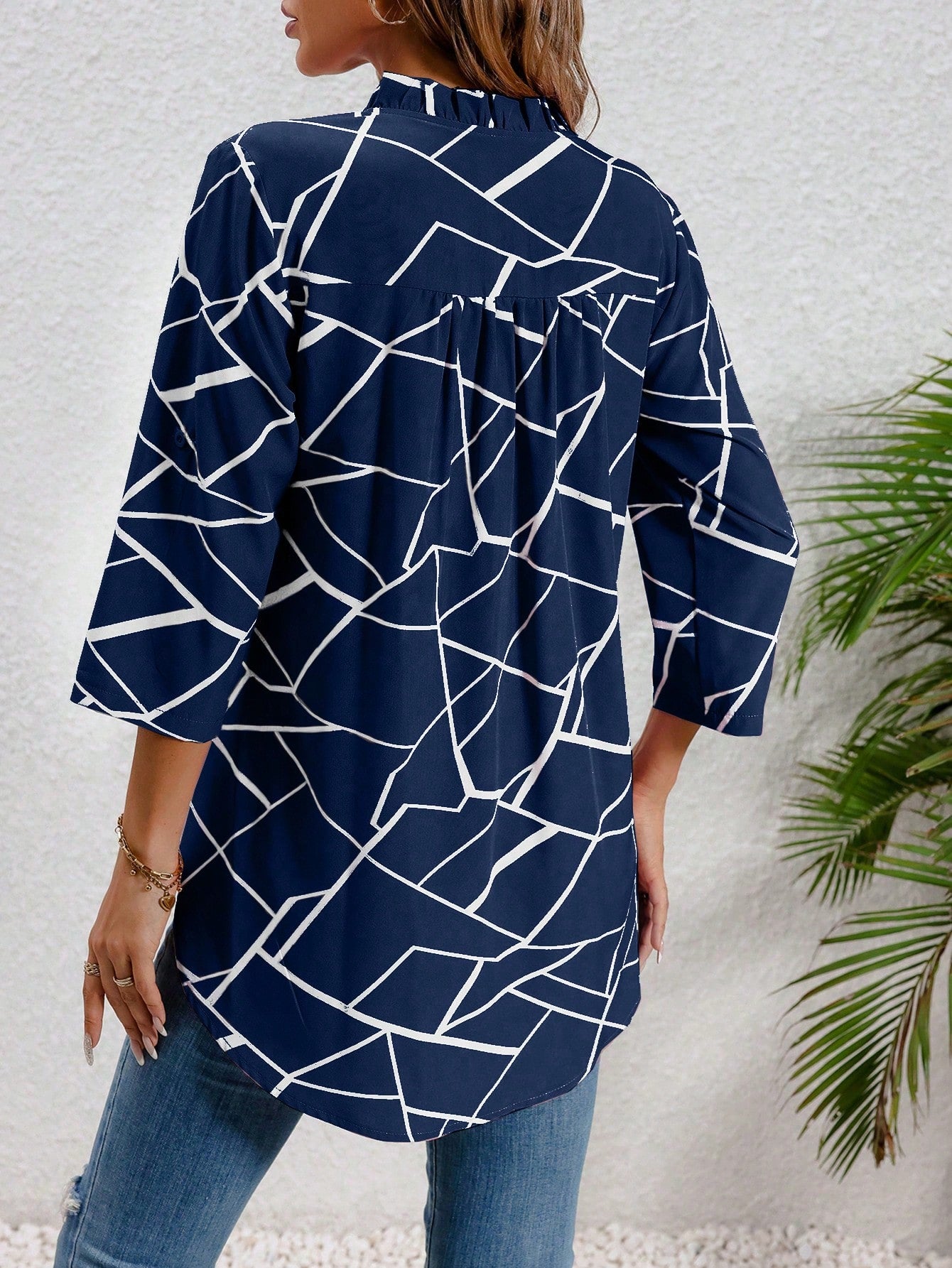 Blusa Junia Impressão Geográfica Bainha Curvada - Tiffani Moda Feminina