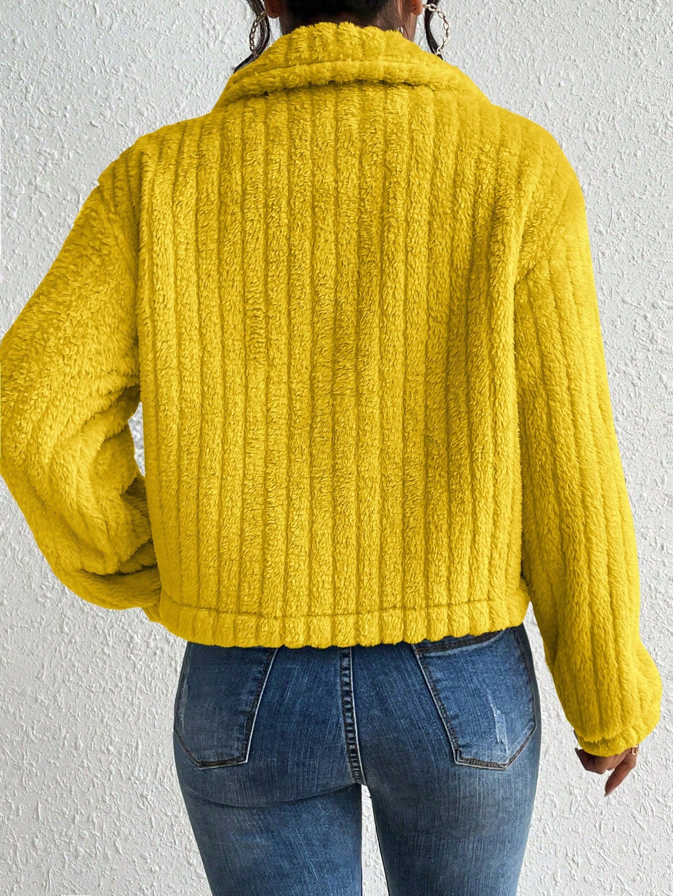 Jaqueta Monier de Pelúcia - Tiffani Moda Feminina
