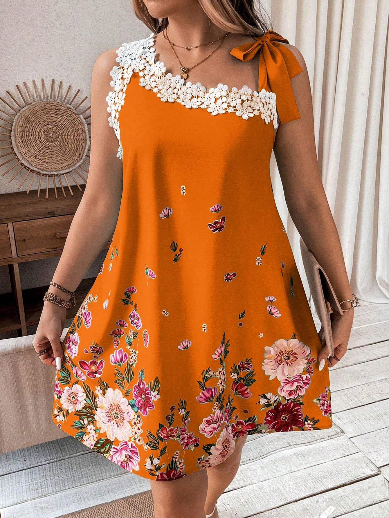 Vestido Plus Size Decote De Renda Em Patchwork - Tiffani Moda Feminina