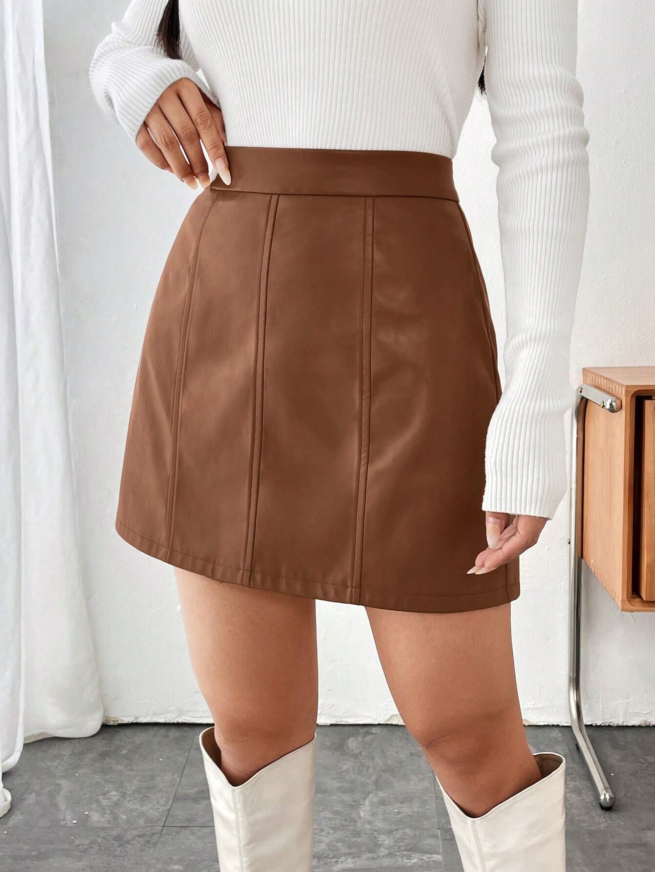 Saia e Arrase Couro Fino - Tiffani Moda Feminina