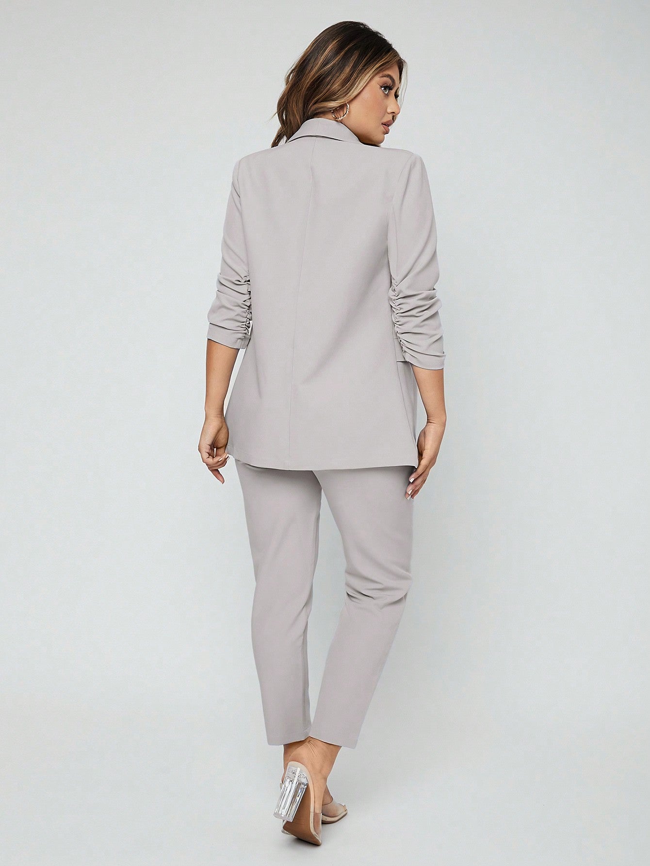 Terno Elegância Patricia Mell