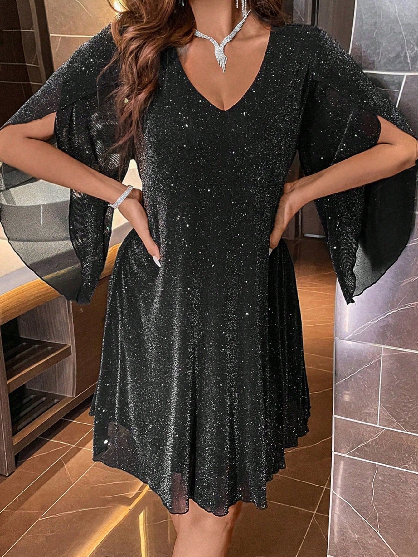 Vestido Ashley com Decote Em V