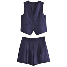 Conjunto Tiffani short médio e colete em alfaiataria