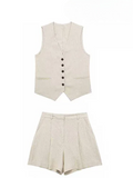 Conjunto Tiffani short médio e colete em alfaiataria