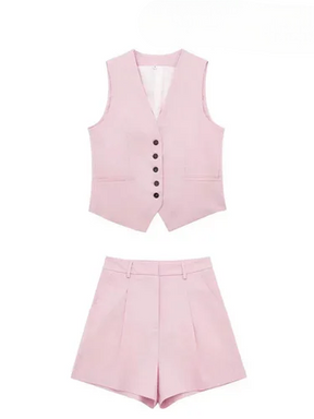 Conjunto Tiffani short médio e colete em alfaiataria