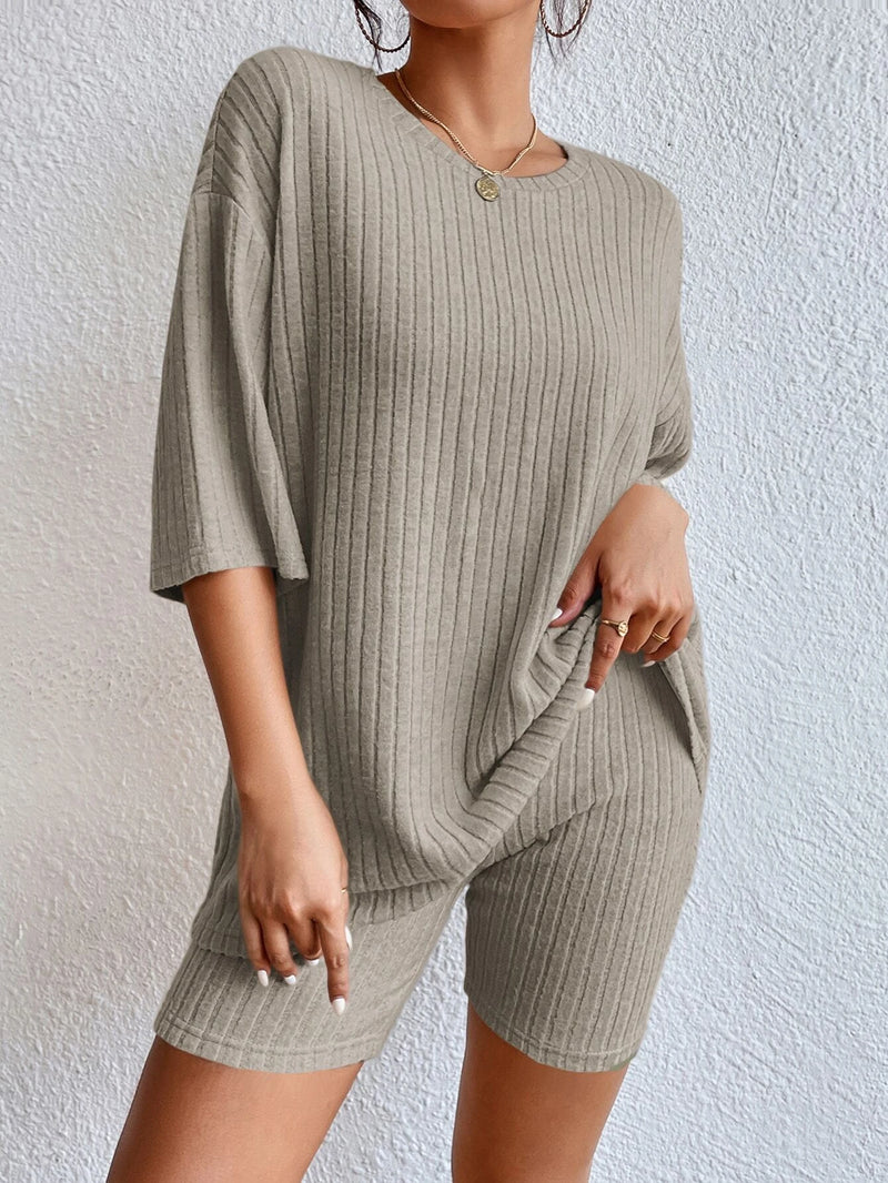 Conjunto Blusa e Bermudas de Malha canelada - Tiffani Moda Feminina