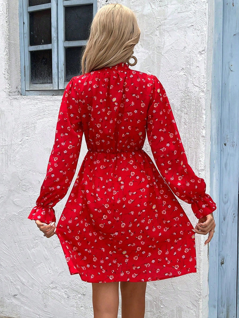 Vestido Elegância Flor de Outono de Manga Longa