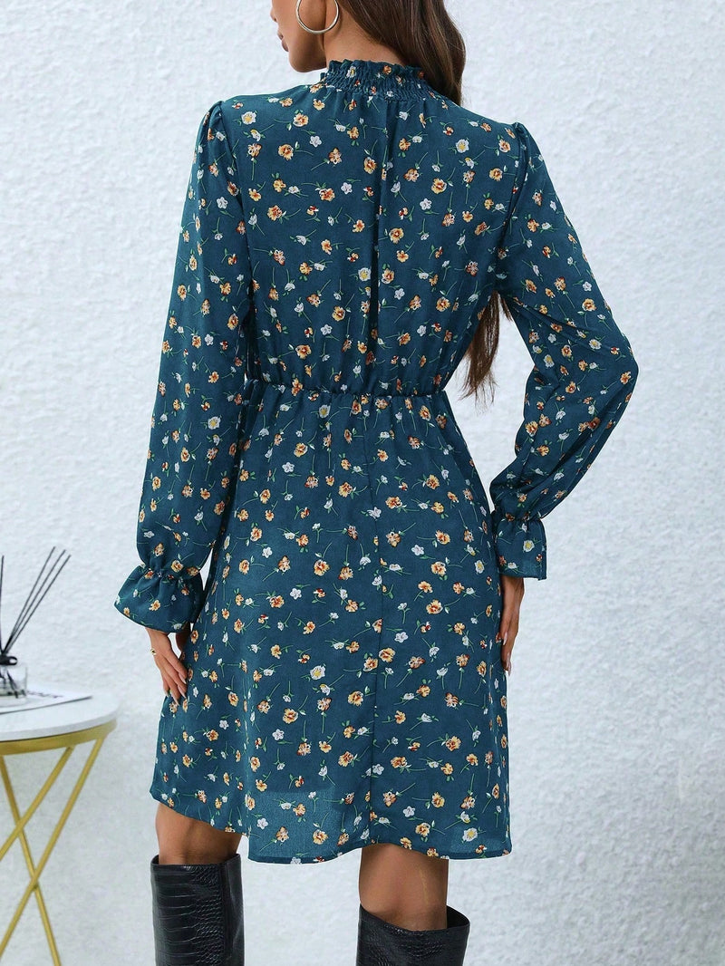 Vestido Elegância Flor de Outono de Manga Longa