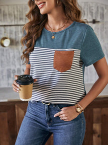 Camiseta Vivian Com Bolso Listrado - Tiffani Moda Feminina