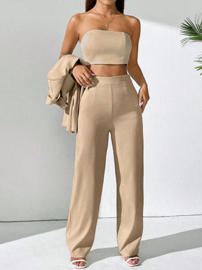 Conjunto de Terno com Três Peças