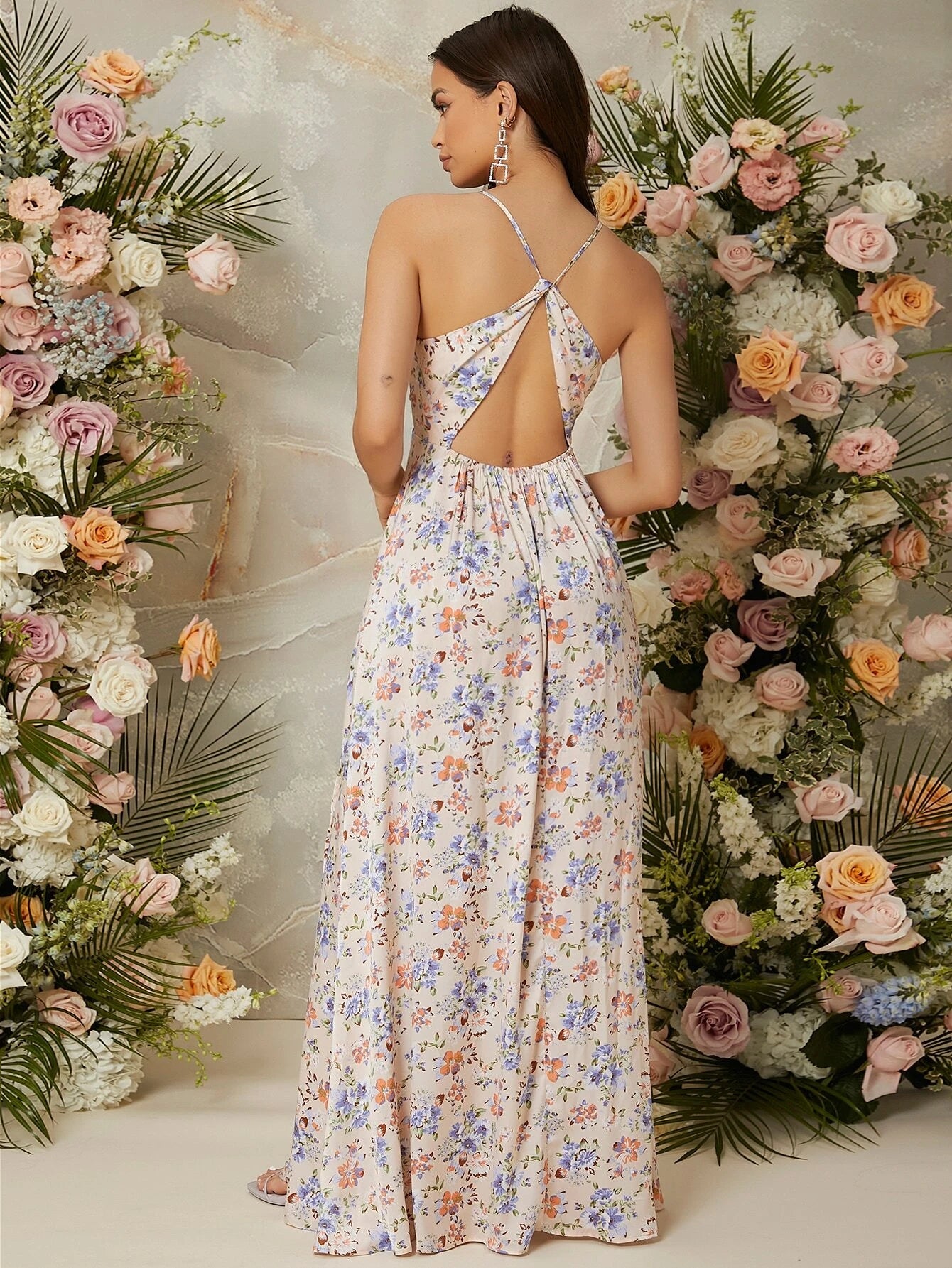 Vestido Elegância Floral - Tiffani Moda Feminina