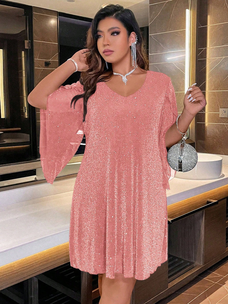 Vestido Ashley Plus Size com Decote Em V