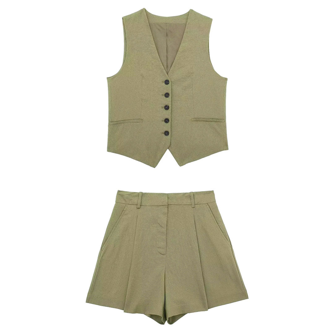 Conjunto Tiffani short médio e colete em alfaiataria